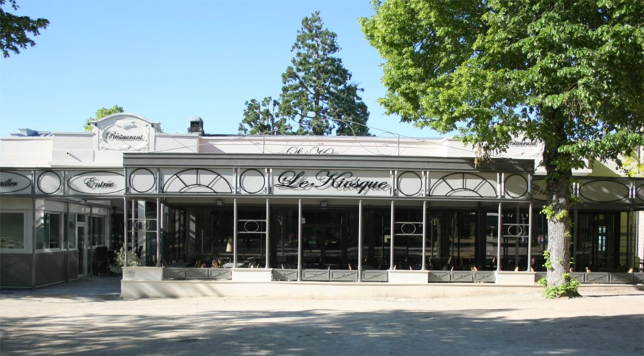 Entrance of Le Kiosque Restaurant